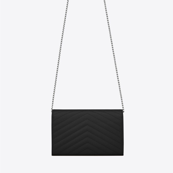 saint laurent cassandre matelasse leather wallet on a chain silver - Picture 2 of 12